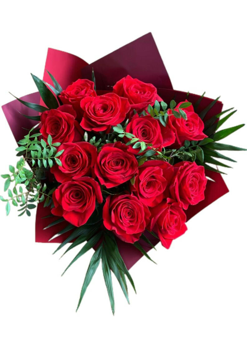 Buchet 13 trandafiri roșii, eleganță pentru evenimente speciale