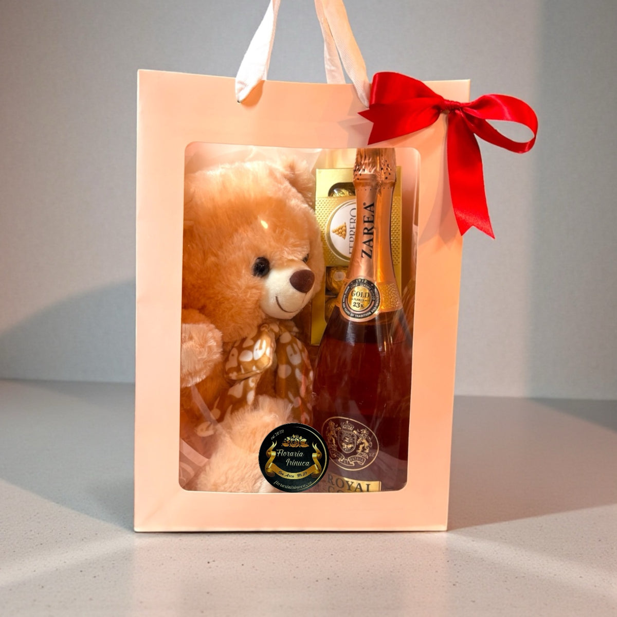 Gift Box Sweet - Ursulet de plus, Sampanie si Ferrero